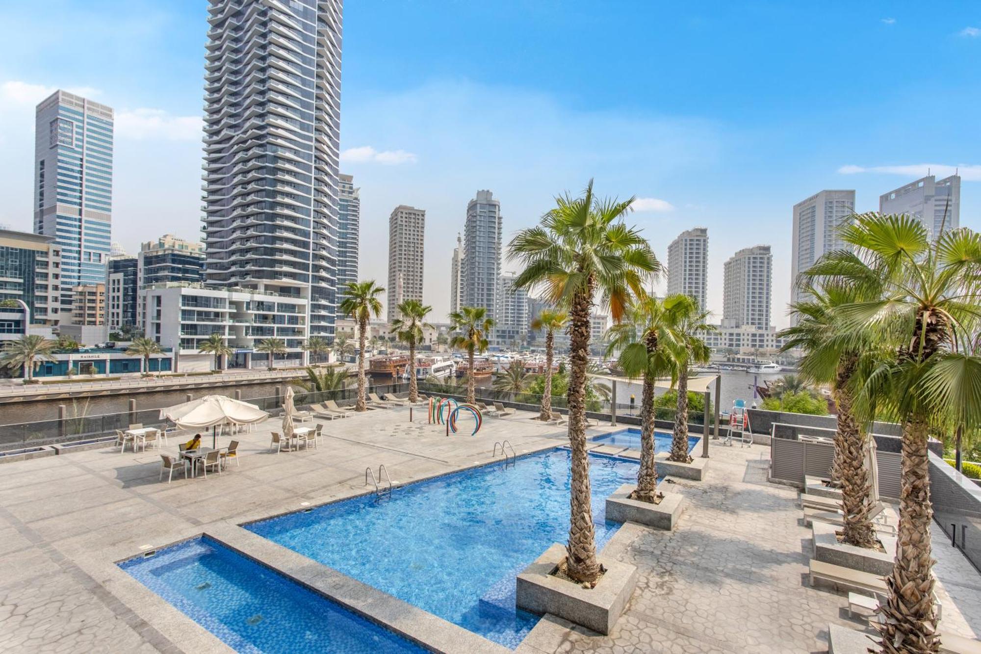 Апартаменты Icon Casa Living - Sparkle Tower 1 Дубай Экстерьер фото